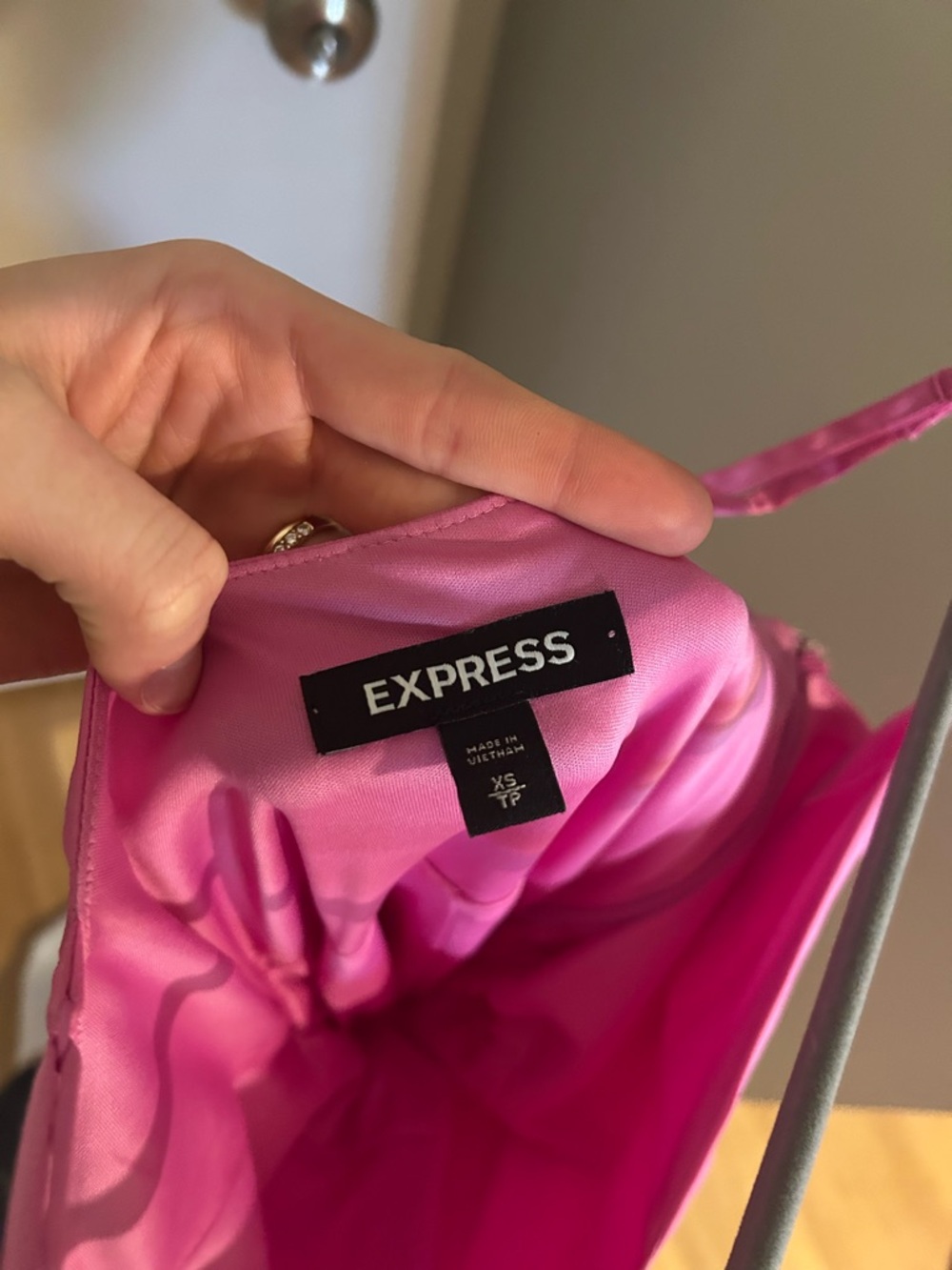 Express Hot Pink Ruffle Romper - Picture 5 of 6